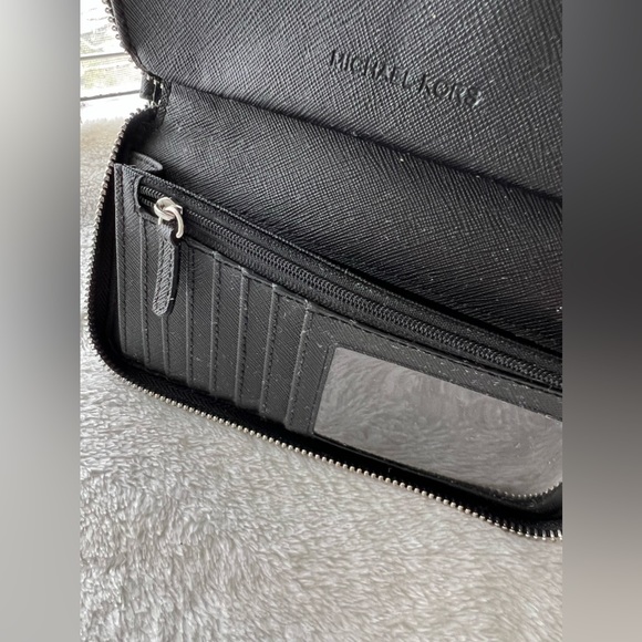 Michael Kors Black Wallet - Picture 6 of 9